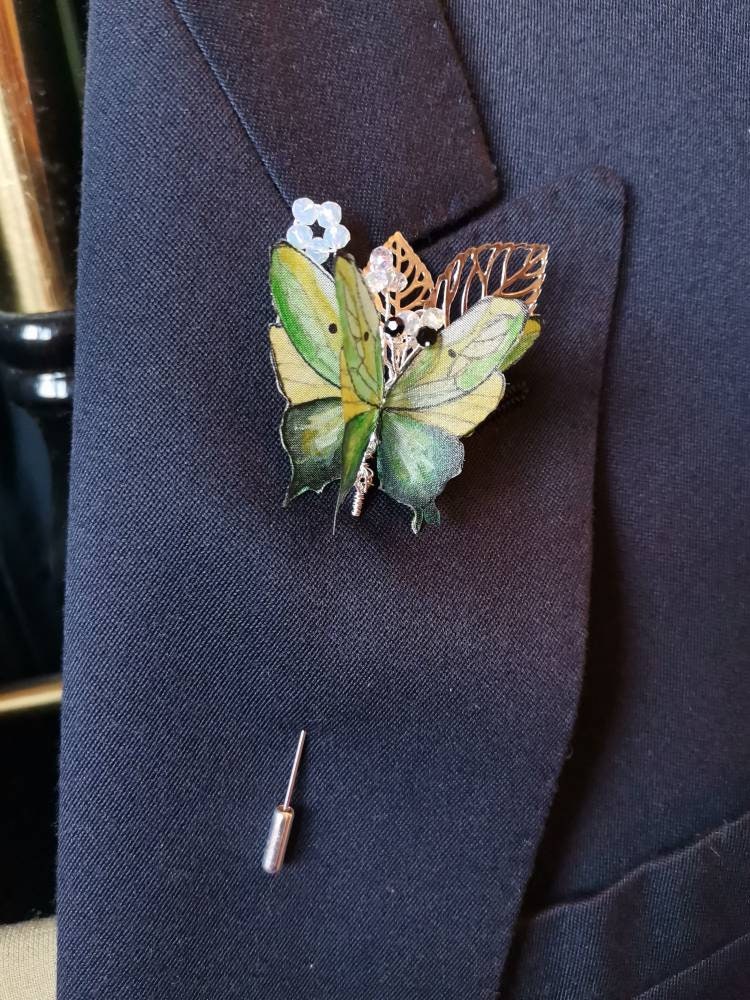 Pareja de alfileres de mariposa 3D para novio y padrino