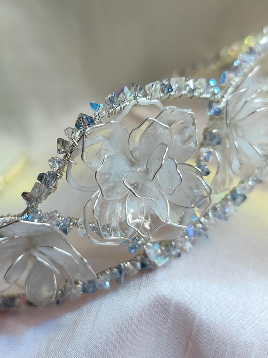 Corona de cristal y resina para novia